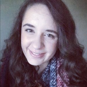 Meet your Posher, Gabi